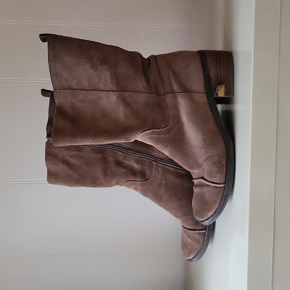 Jessica Simpson Boots - Picture 2 of 3